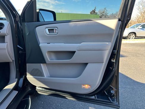 Used 2013 Honda Pilot Touring image 29