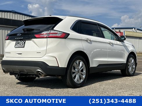 Used 2023 Ford Edge Titanium image 5