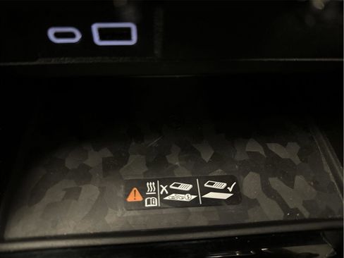 Certified 2024 GMC Canyon AT4 w/ AT4 Premium Package image 41