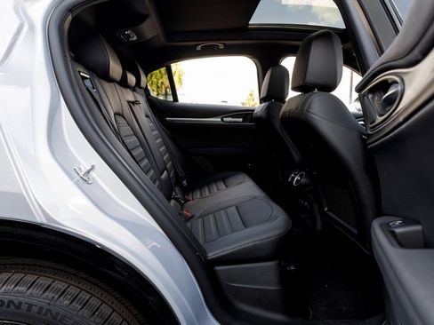 New 2025 Alfa Romeo Stelvio Sprint image 34