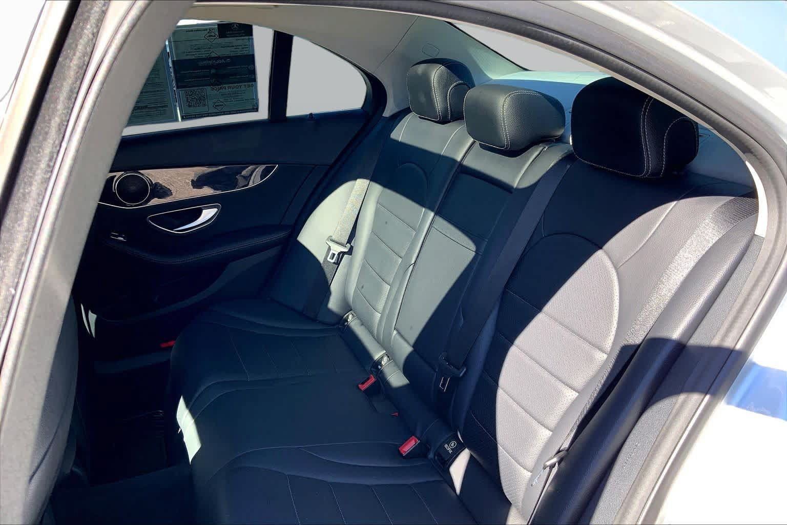 Used 2018 Mercedes-Benz C 300 4MATIC Sedan image 21