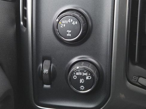 Used 2017 Chevrolet Silverado 1500 LT w/ All Star Edition image 9