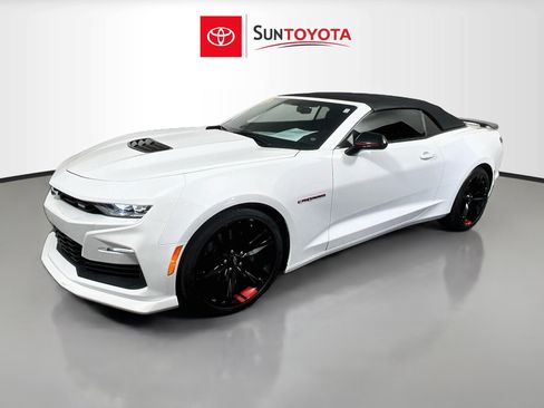 Used 2022 Chevrolet Camaro SS w/ Redline Edition RWD image 9