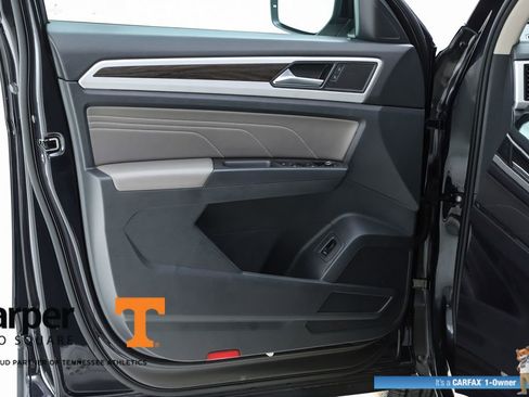 Used 2023 Volkswagen Atlas SE image 18