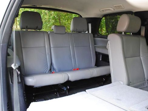 Used 2016 Toyota Sequoia Limited w/ Safety & Convenience Package image 13