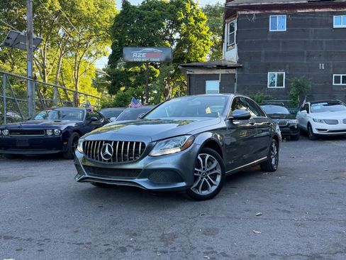 Used 2018 Mercedes-Benz C 300 4MATIC Sedan image 5