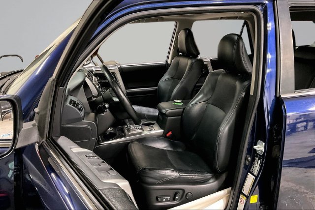 Used 2014 Toyota 4Runner Limited w/ Convenience Package AWD/4WD image 25