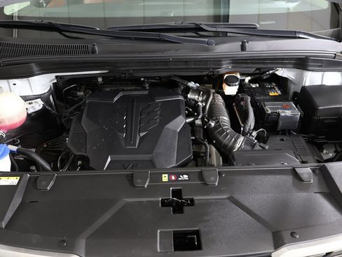 Used 2024 Kia Carnival SX Prestige image 25