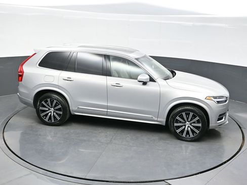 Used 2023 Volvo XC90 B5 Plus w/ Protection Package Premier image 33