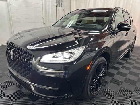 Used 2023 Lincoln Corsair Reserve w/ Equipment Group 202A image 4