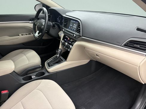 Used 2020 Hyundai Elantra Value Edition FWD image 22