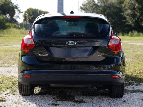 Used 2013 Ford Focus SE FWD image 7