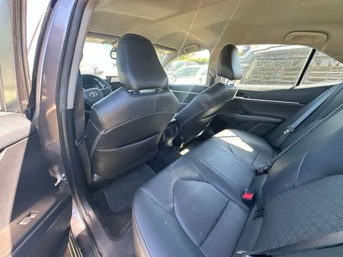 Used 2023 Toyota Camry XSE FWD image 7