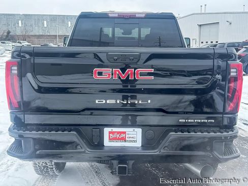 New 2026 GMC Sierra 2500 Denali w/ Denali Reserve Package AWD/4WD image 7
