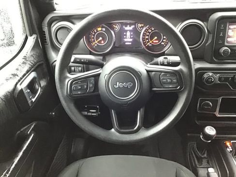 Used 2021 Jeep Wrangler Unlimited Sport AWD/4WD image 14