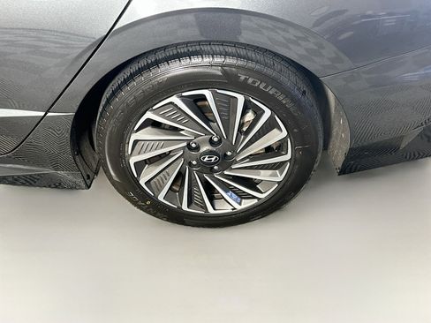 Used 2025 Hyundai Sonata SEL image 11