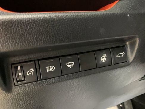 Used 2020 Toyota RAV4 Adventure w/ Convenience Package image 18