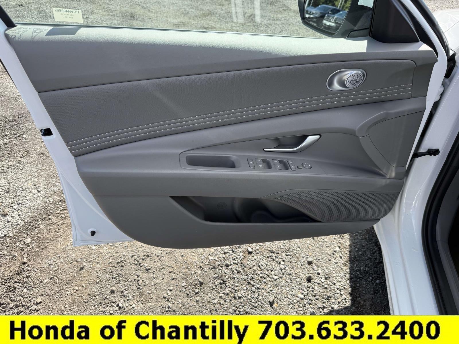 Used 2024 Hyundai Elantra SEL w/ Convenience Package FWD image 12