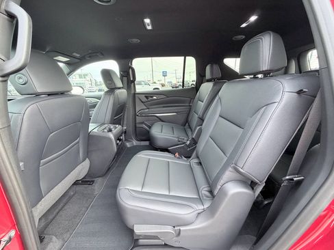 New 2026 Chevrolet Traverse LT FWD image 26