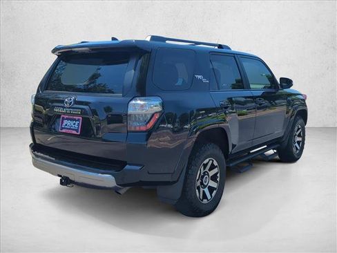Certified 2023 Toyota 4Runner TRD Off-Road Premium w/ Moonroof Package AWD/4WD image 5