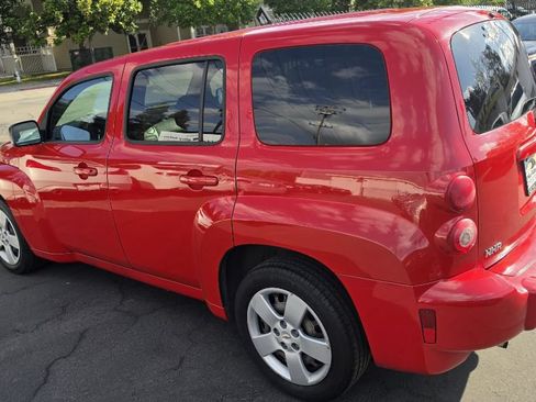 Used 2011 Chevrolet HHR LS FWD image 5