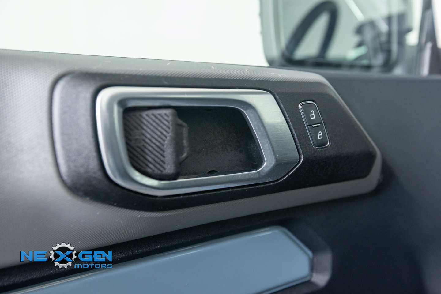 Used 2022 Ford Bronco 2-Door AWD/4WD image 15