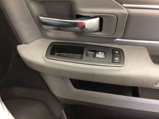 Used 2018 RAM 1500 Express RWD image 14