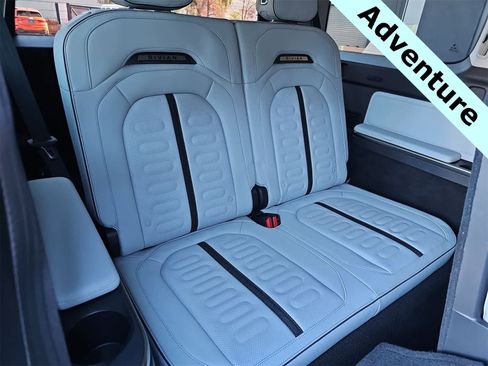 Used 2023 Rivian R1S Adventure image 28