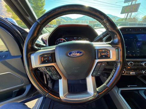 Used 2022 Ford F350 Platinum w/ Tremor Off-Road Package AWD/4WD image 26