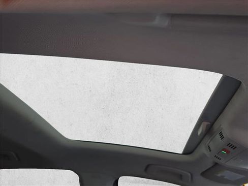 Used 2022 Volkswagen Jetta SE w/ Panoramic Sunroof Package FWD image 27