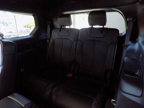 Used 2025 Jeep Grand Cherokee L Summit w/ Obsidian Package AWD/4WD image 34