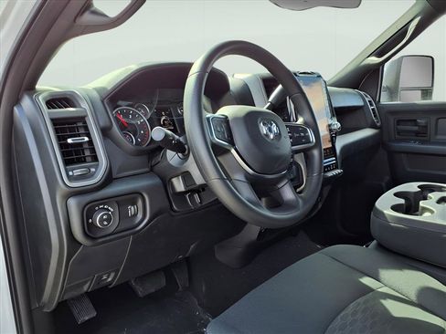 New 2026 RAM 3500 Tradesman image 15
