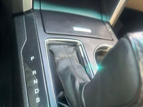 Used 2016 Ford Explorer Limited image 17