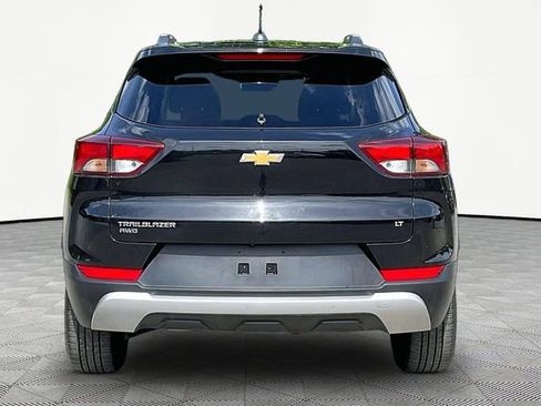 Used 2023 Chevrolet TrailBlazer LT w/ Convenience Package AWD/4WD image 6