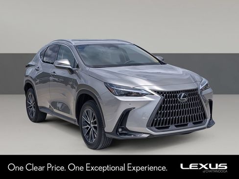 Used 2025 Lexus NX 250 FWD w/ Towing Package (2000 Lbs) image 1
