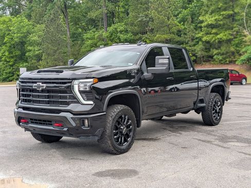Used 2025 Chevrolet Silverado 2500 LT w/ Trail Boss Package AWD/4WD image 5