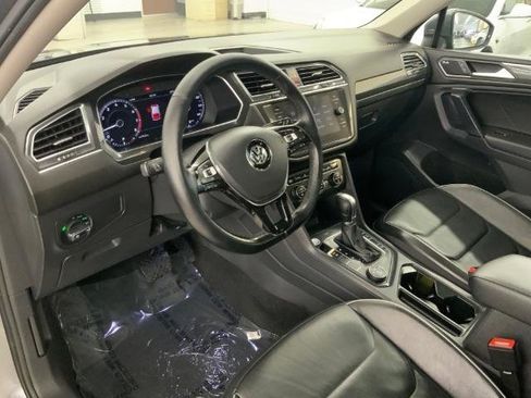 Used 2019 Volkswagen Tiguan SEL Premium AWD/4WD image 28