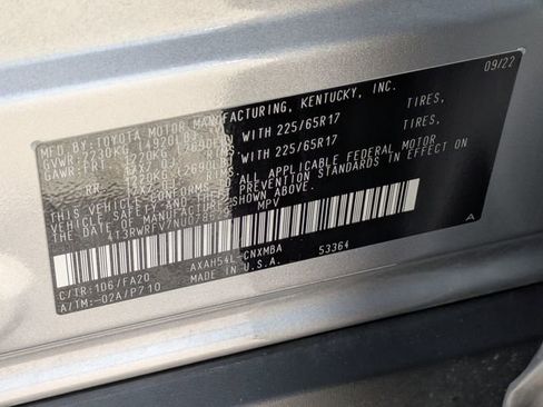 Used 2022 Toyota RAV4 XLE w/ Convenience Package image 34