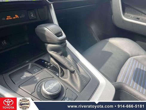 Used 2024 Toyota RAV4 XSE w/ Advanced Technology Package AWD/4WD image 31
