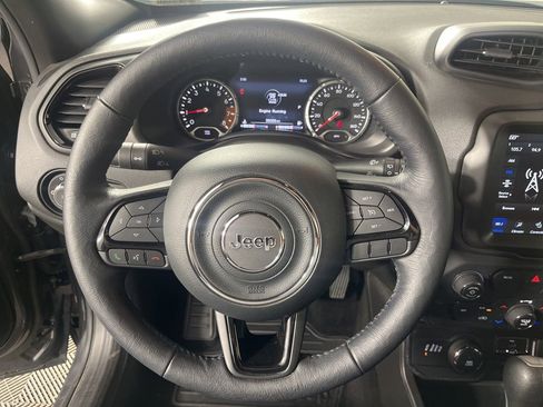 Used 2022 Jeep Renegade Altitude w/ Convenience Group AWD/4WD image 20