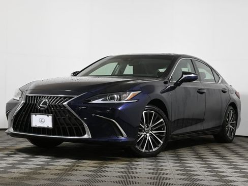 Used 2025 Lexus ES 350 w/ Premium Package FWD image 1