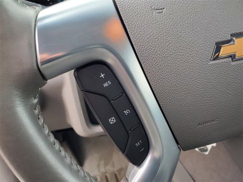Used 2015 Chevrolet Traverse LT w/ Style and Technology Package image 14