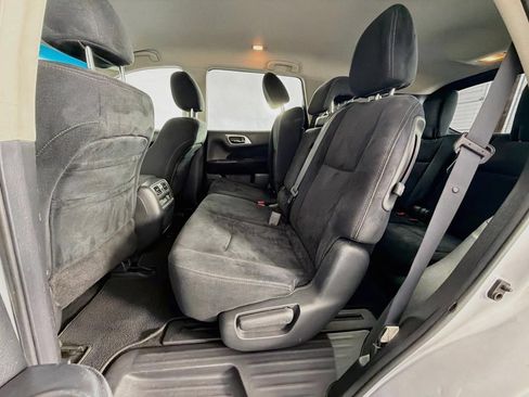 Used 2013 Nissan Pathfinder SV AWD/4WD image 37