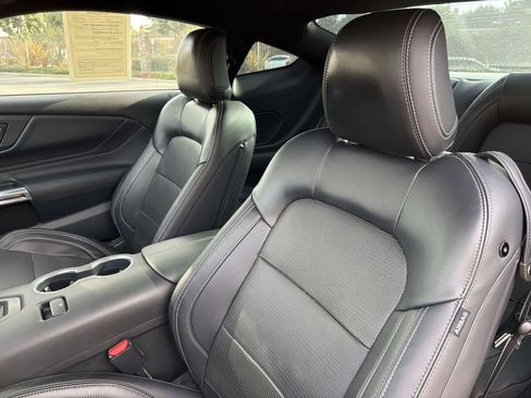 Used 2024 Ford Mustang GT Premium image 26