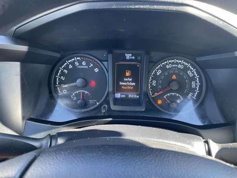 Used 2022 Toyota Tacoma SR image 35