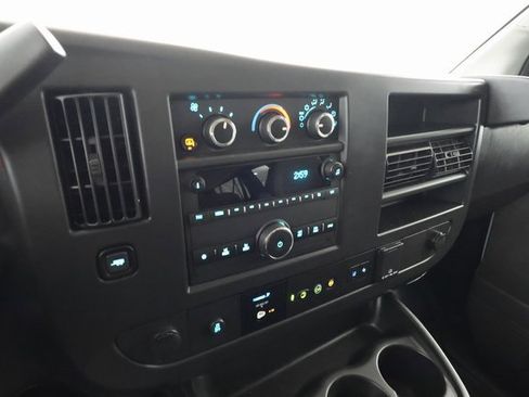 Used 2024 Chevrolet Express 3500 LT w/ LT Preferred Equipment Group image 13