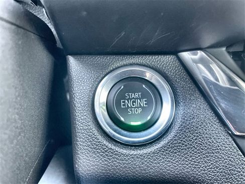 Used 2025 Buick Envista Preferred w/ Advanced Safety Package image 26