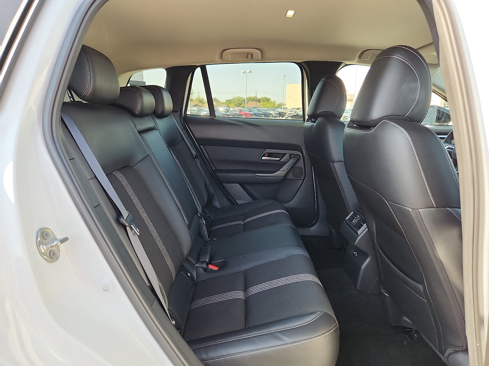 Used 2025 MAZDA CX-50 AWD 2.5 S w/ Preferred Package image 13