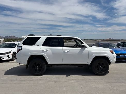 Used 2023 Toyota 4Runner SR5 AWD/4WD image 3