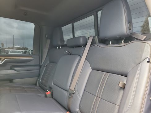 Used 2024 Chevrolet Silverado 2500 High Country w/ High Country Premium Package AWD/4WD image 13